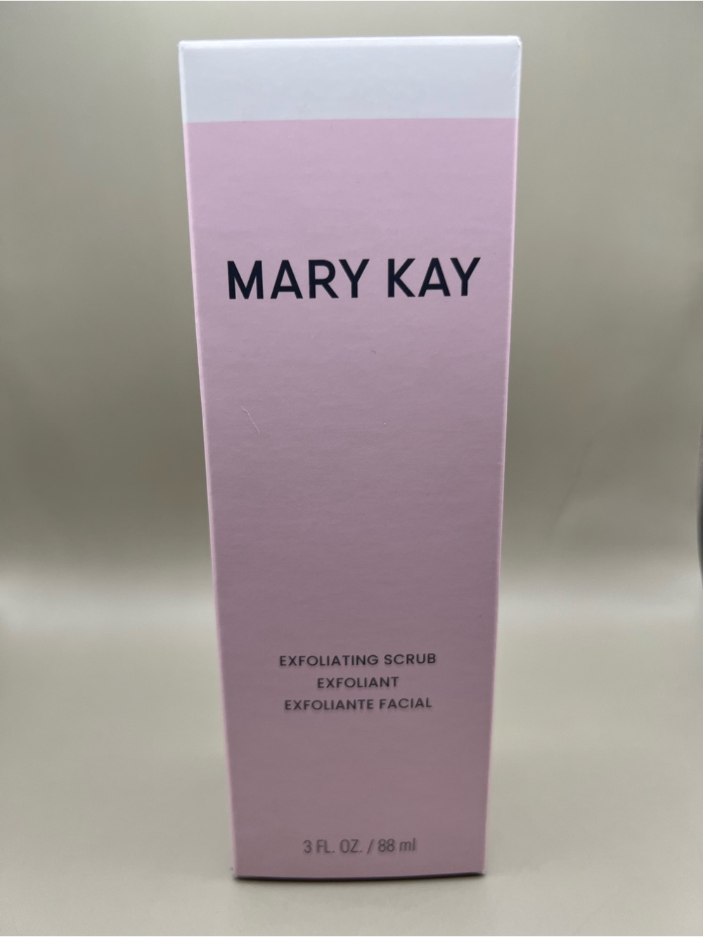 Mary Kay Exfoliating Scrub in Light Pink Box